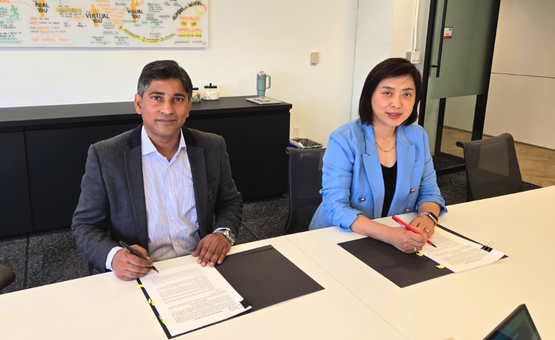 ATD and PSTD representatives signing the Global Education Partnership Agreement